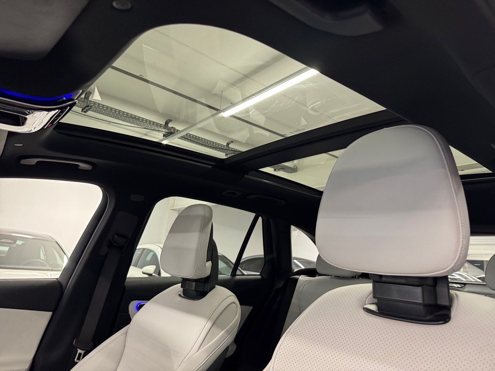 Fahrzeugabbildung Mercedes-Benz GLC 300 d 4M AMG*Pano*HUD*Burmester*Distron*360*