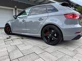 Audi RS3 2.5 TFSI S tronic quattro Sportback - - graue Audi RS3