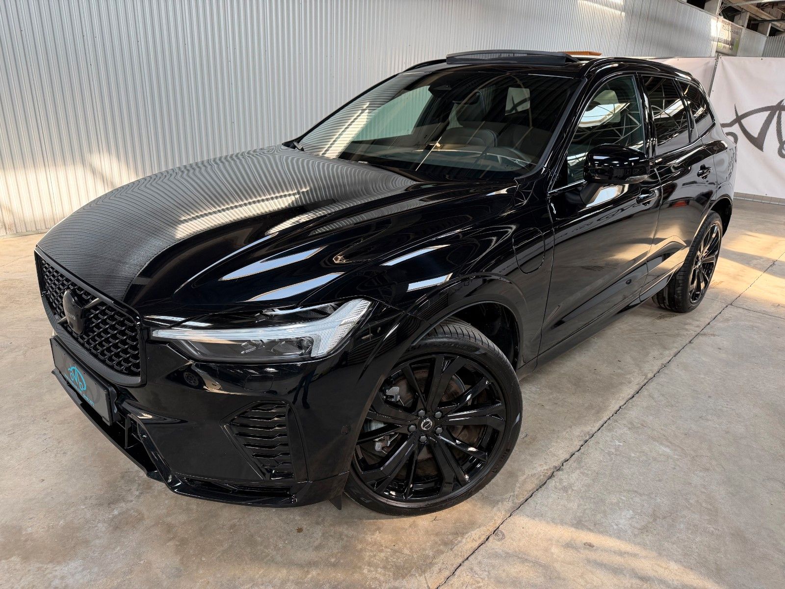 Volvo XC60 Plus Black Edition Recharge*€ 41.500 NETTO* imagem 2