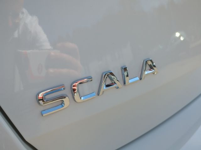 Fahrzeugabbildung SKODA Scala 1.0 TSI Essence KLIMA LED ALU SHZ