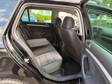 Volkswagen Golf - 7