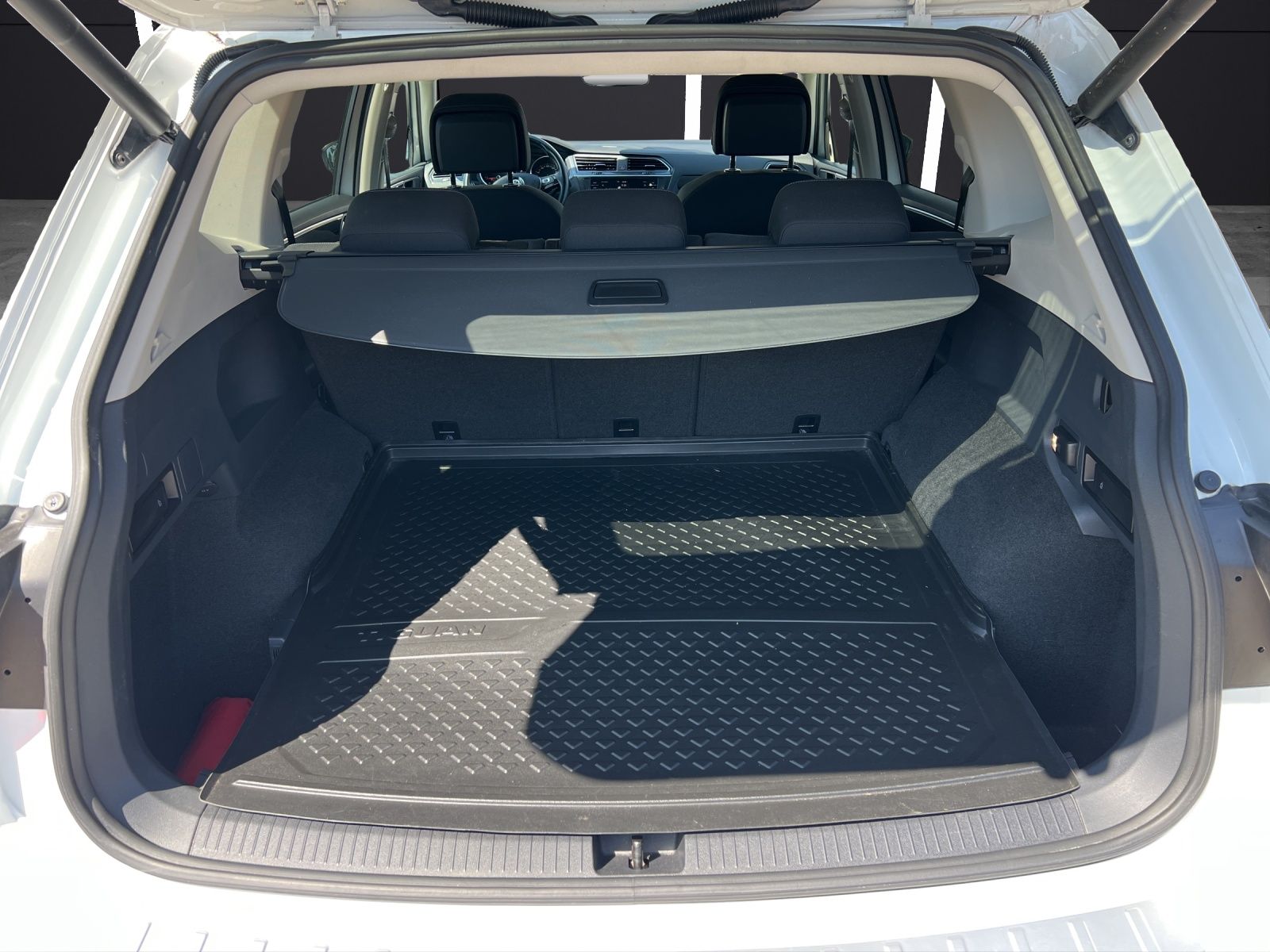 Fahrzeugabbildung Volkswagen Tiguan Allspace TDI Highline 4M DSG LED  ACC DCC