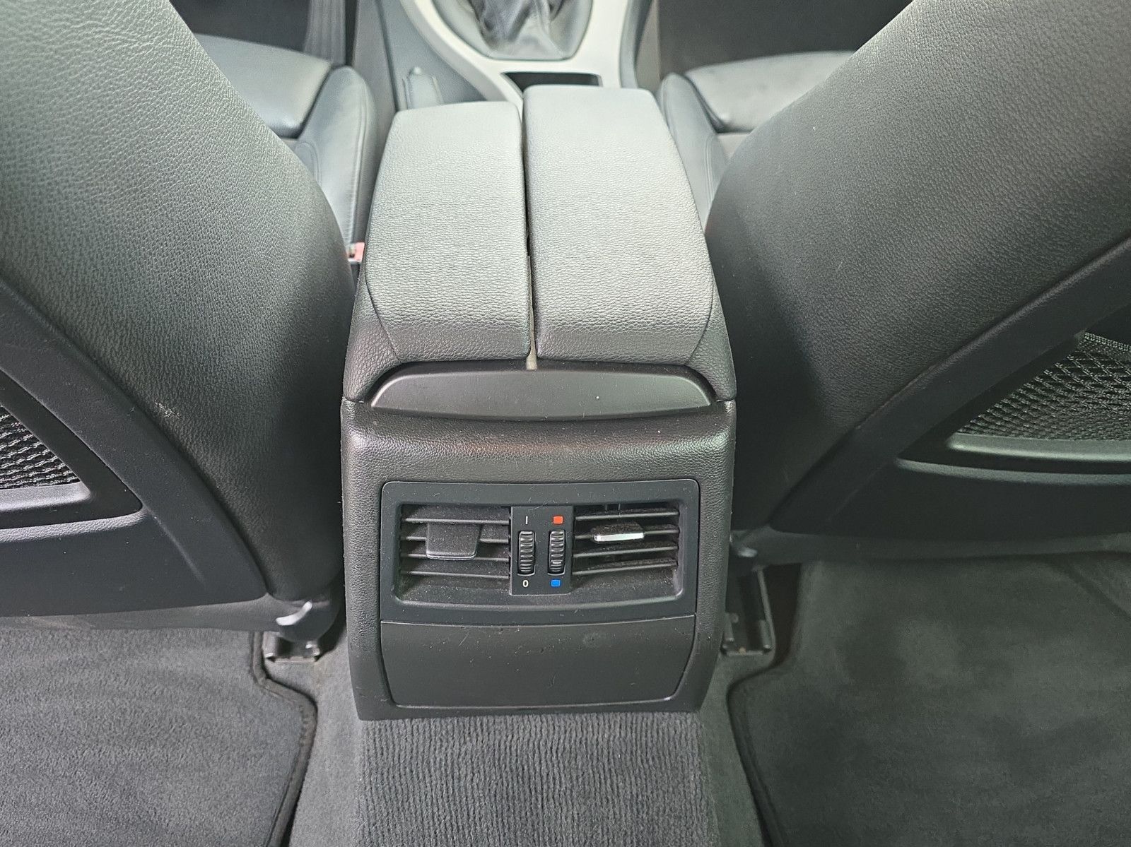 Fahrzeugabbildung BMW Touring 325i*Klima*Keyless GO*Xenon*VOll