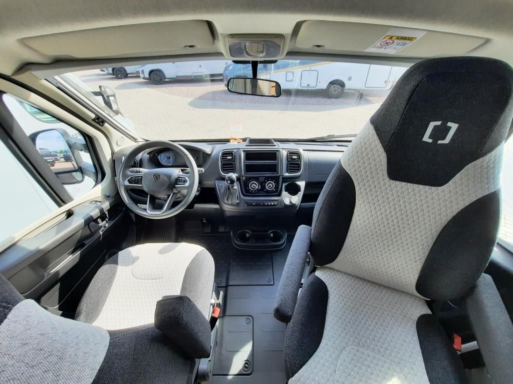 Fahrzeug Übersicht 17 Fahrzeugabbildung Crosscamp EXPDN 7.4 E Verfüg./Sparen Sie 5.558,- €