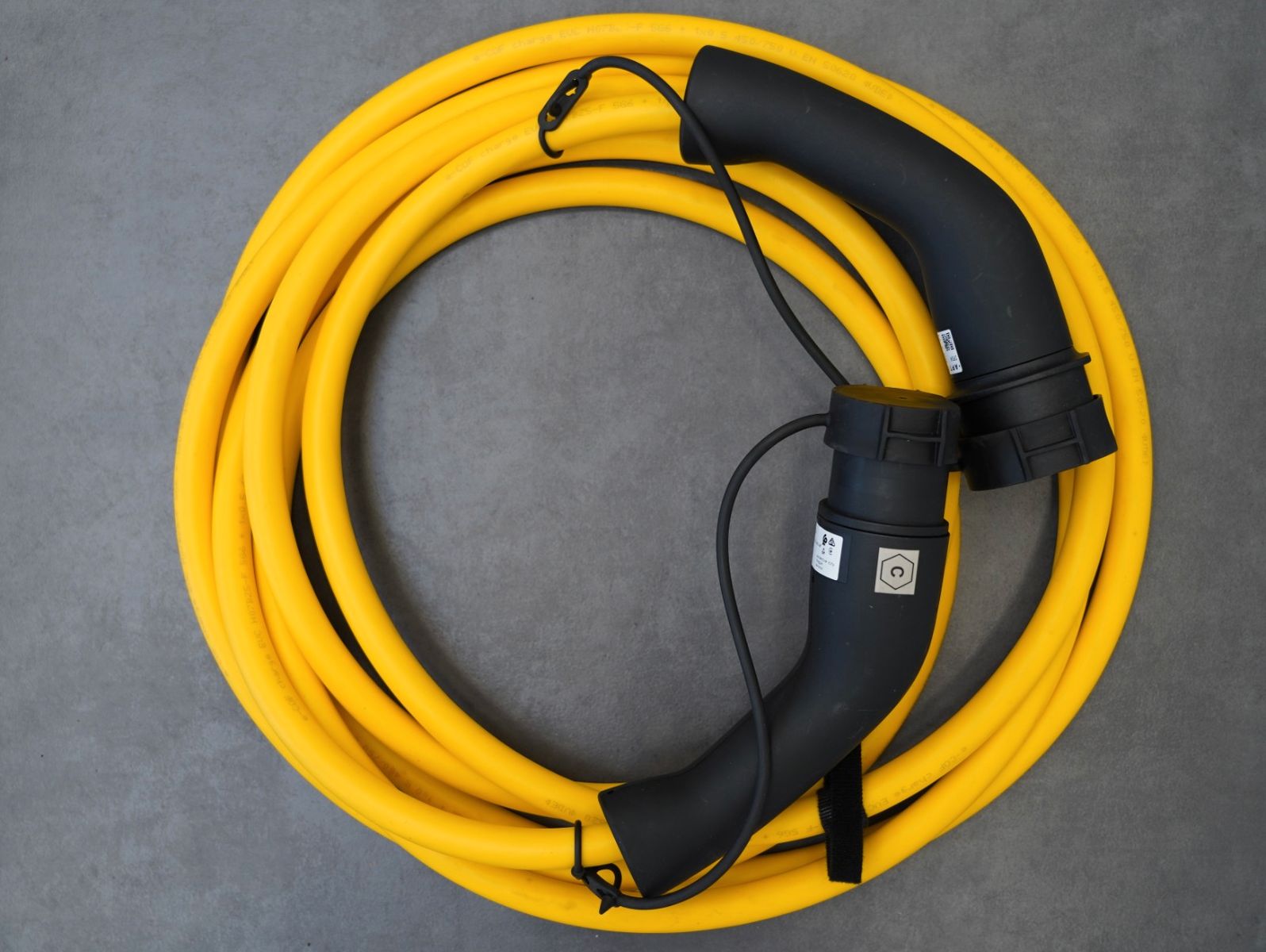 Fahrzeugabbildung Fiat 500e 87KW/42kWh/DC-LADEN/CARPLAY/DAB/SOH