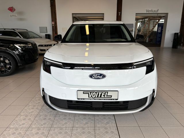 Ford Explorer Select RWD