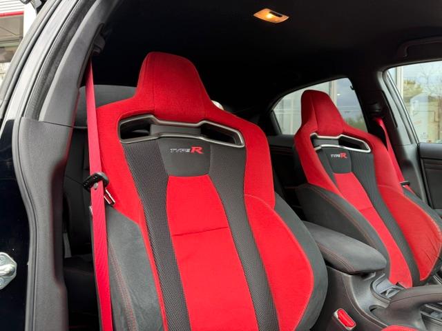 Honda Civic Type R GT 310 ch • 2.0 VTEC Turbo • Boîte manuelle 6 • Baquets • GPS • Caméra