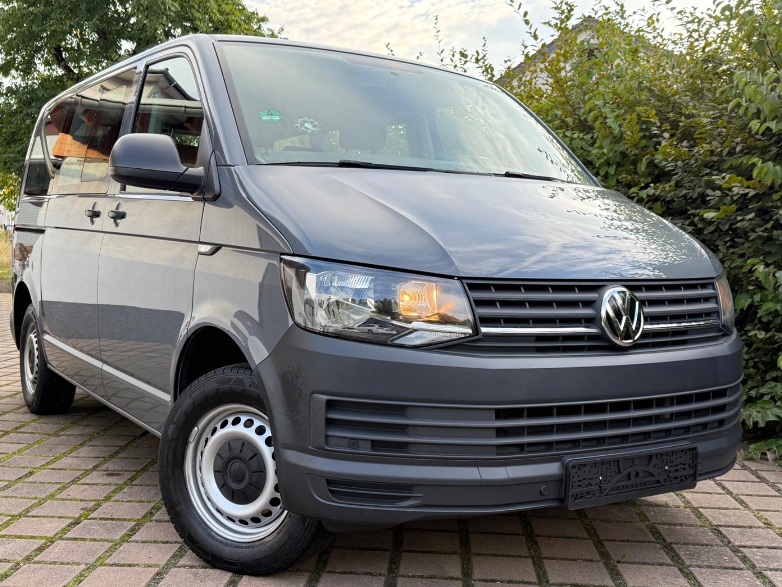 Volkswagen T6 Bus Caravelle FWD Trendline 9-Sitzer!