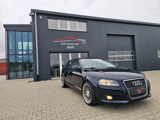 Audi A3 1.6 Attraction,Klima,8Xbereift