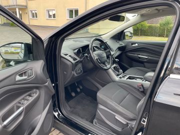 Ford Kuga - 9