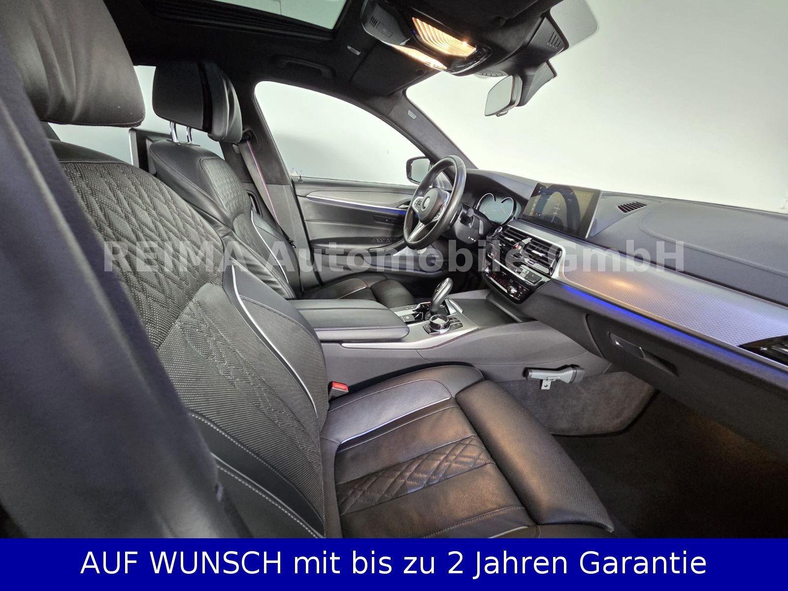 Fahrzeugabbildung BMW M550 i xDrive, Pano, LED, HUD, Massage