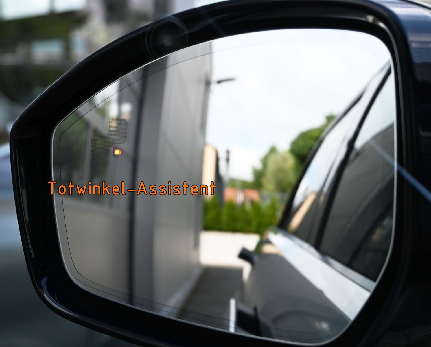 Fahrzeugabbildung Land Rover Range Rover Evoque D165 Nolita Edition °AHK°STHZ