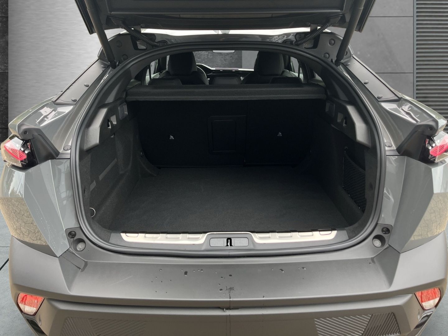 Peugeot 408 - Bild 5