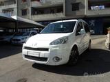 Peugeot PEUGEOT Partner Tepee 1.6 - Peugeot Partner Tepee aus 2015