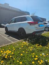 Mitsubishi Outlander 2.2 DI-D 4WD Automatik SUV-Star+ S... - Mitsubishi Outlander mit Diesel-Antrieb: Allradantrieb, Geländewagen, Automatik, 2.2
