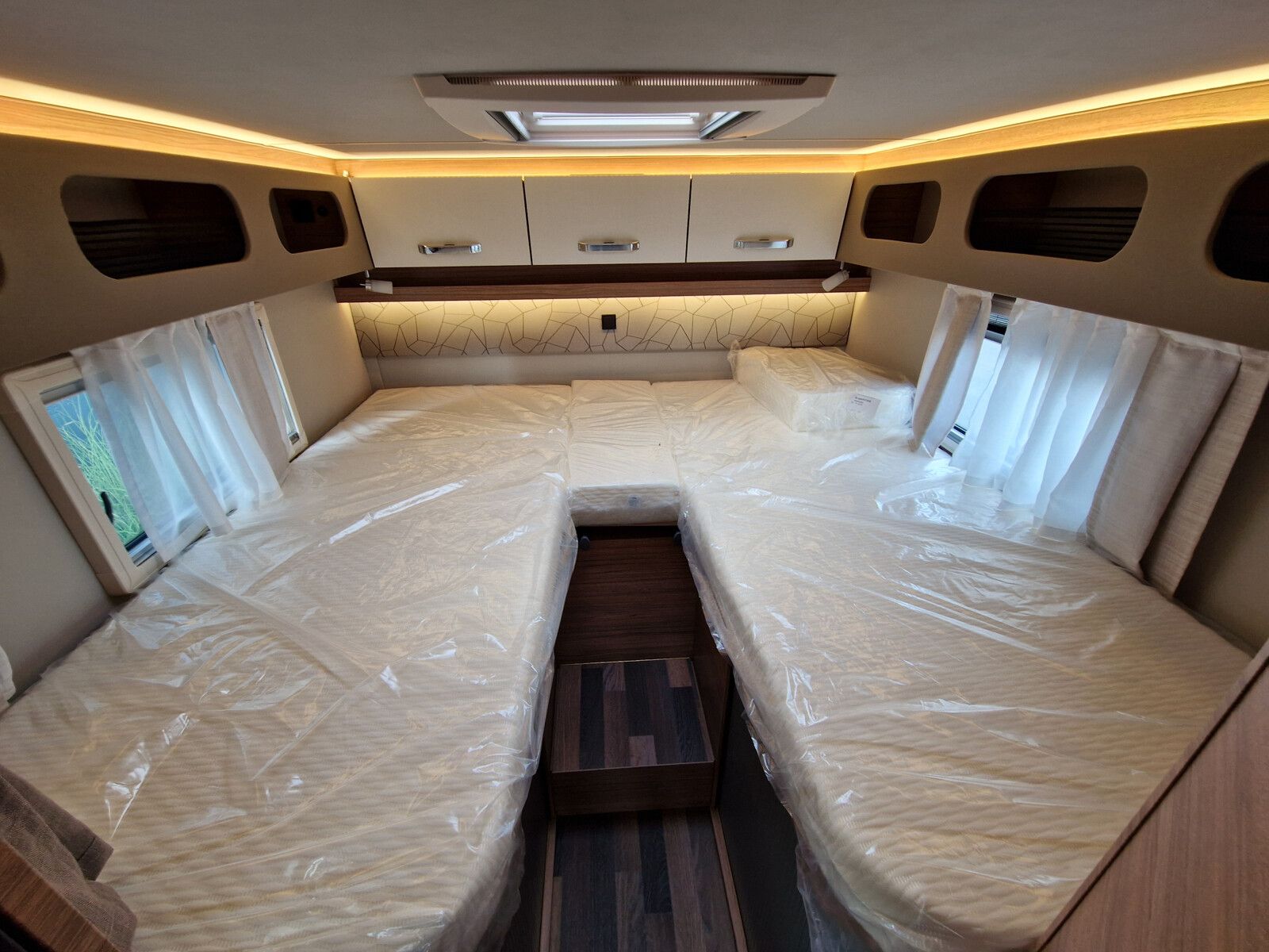 Fahrzeugabbildung Weinsberg CaraCompact EDITION PEPPER 600 MEG