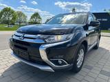 Mitsubishi Outlander SUV-Star 2WD*KLIMA*KAMERA*AHK*TÜV* - Mitsubishi in Stuttgart