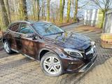 Mercedes-Benz GLA 250 4MATIC DCT Urban Urban - gebrauchte Mercedes-Benz GLA 250 aus dem Jahr 2016