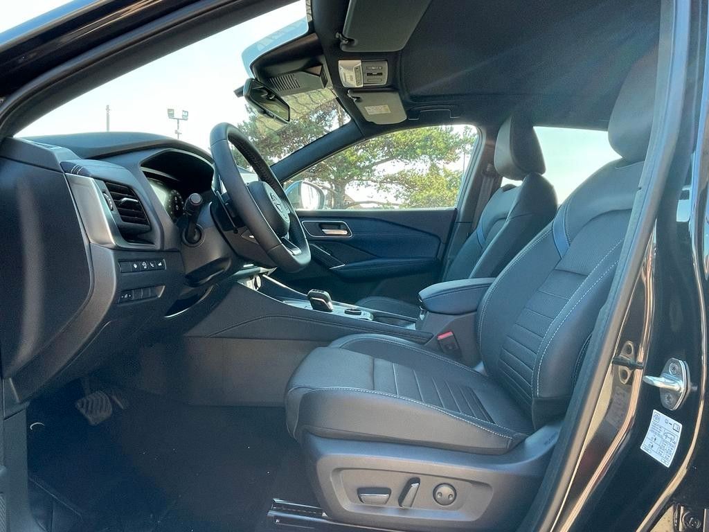Fahrzeugabbildung Nissan Qashqai 1.3 DIG-T 4WD Tekna ProP+HUD+PANO+BOSE