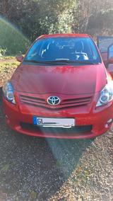 Toyota Auris 1,6-l-Valvematic Club Club - Toyota Auris Gebrauchtwagen in Köln