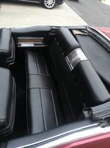 Cadillac Deville Cabrio in traumhafter Farbkombination - Cadillac Deville: Cabrio