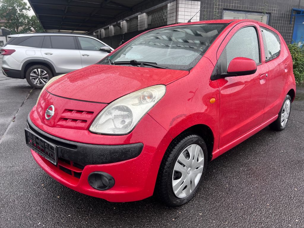 Nissan Pixo