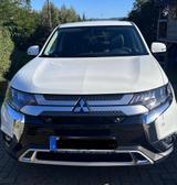 Mitsubishi Outlander 2.0 MIVEC Diamant+ ClearTec 2WD CV... - gebrauchte Mitsubishi Outlander aus dem Jahr 2020