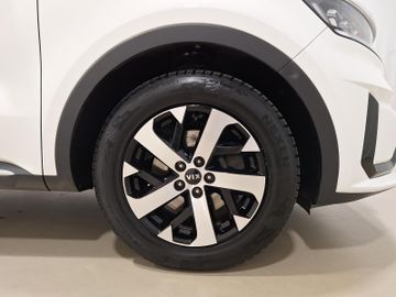 KIA Sorento - 8