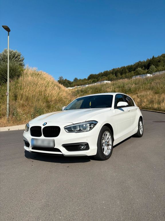 Image of BMW 120