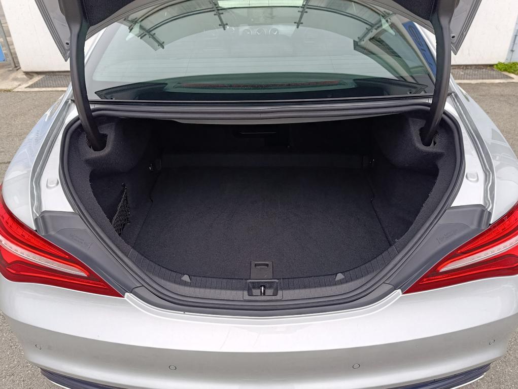 Mercedes-Benz CLA 220