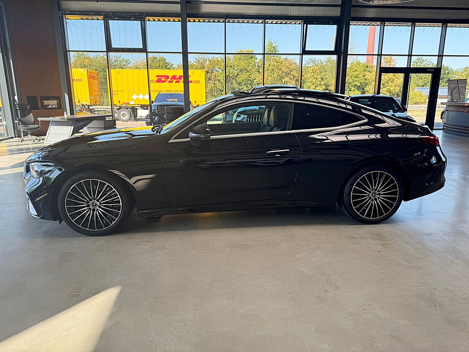 Mercedes-Benz CLE Coupe 200 4M AMG Massage Standheizung Pano D foto 10