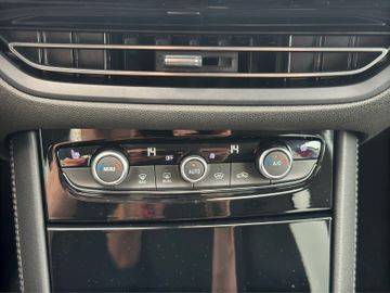 Opel Grandland 1.2 Turbo 360 KeyLess LED CARPLAY