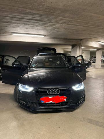 AUDI Audi A4 Quattro -S Line