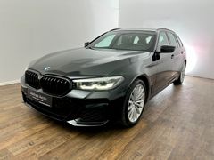 BMW 520d TOURING xDrive M PAKET /89tKM / 2023/ 1.H BMW 520d TOURING xDrive M PAKET /89tKM / 2023/ 1.H
