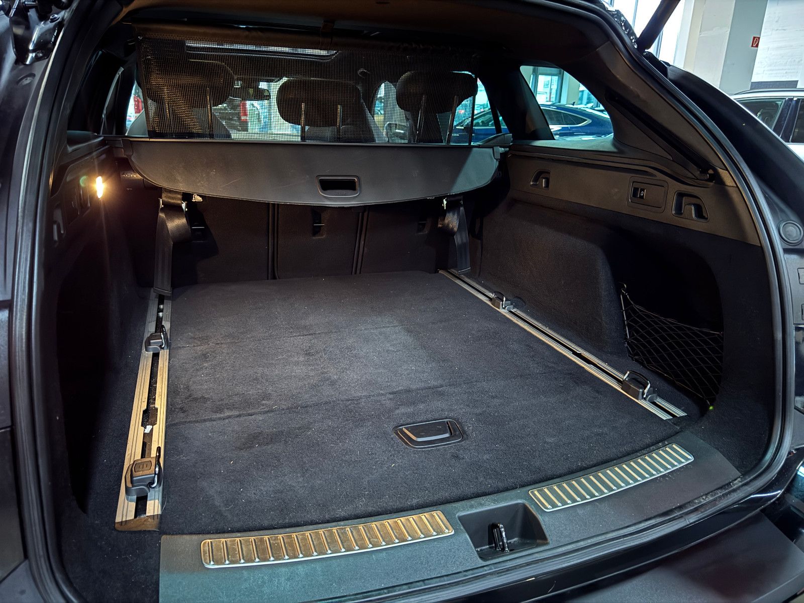 Fahrzeugabbildung Opel Insignia B Sports Tourer GSi 4X4 OPC PERFORMANCE