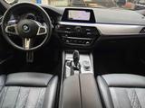 BMW 530d xDrive M Sport DA+ ACC PA RFK HuD AHK HiFi - BMW 530 mit Diesel-Antrieb: Limousine, Automatik