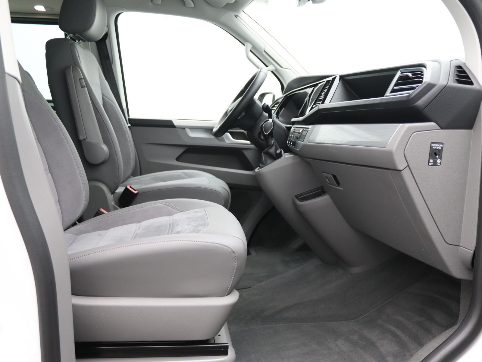 Volkswagen T6 California - Bild 15