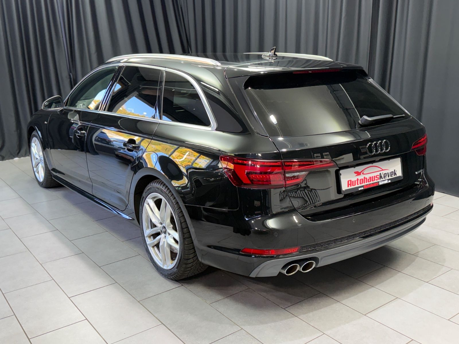 Fahrzeugabbildung Audi A4 Avant quattro sport|3xS-LINE|XENON|NAVI|VOLL