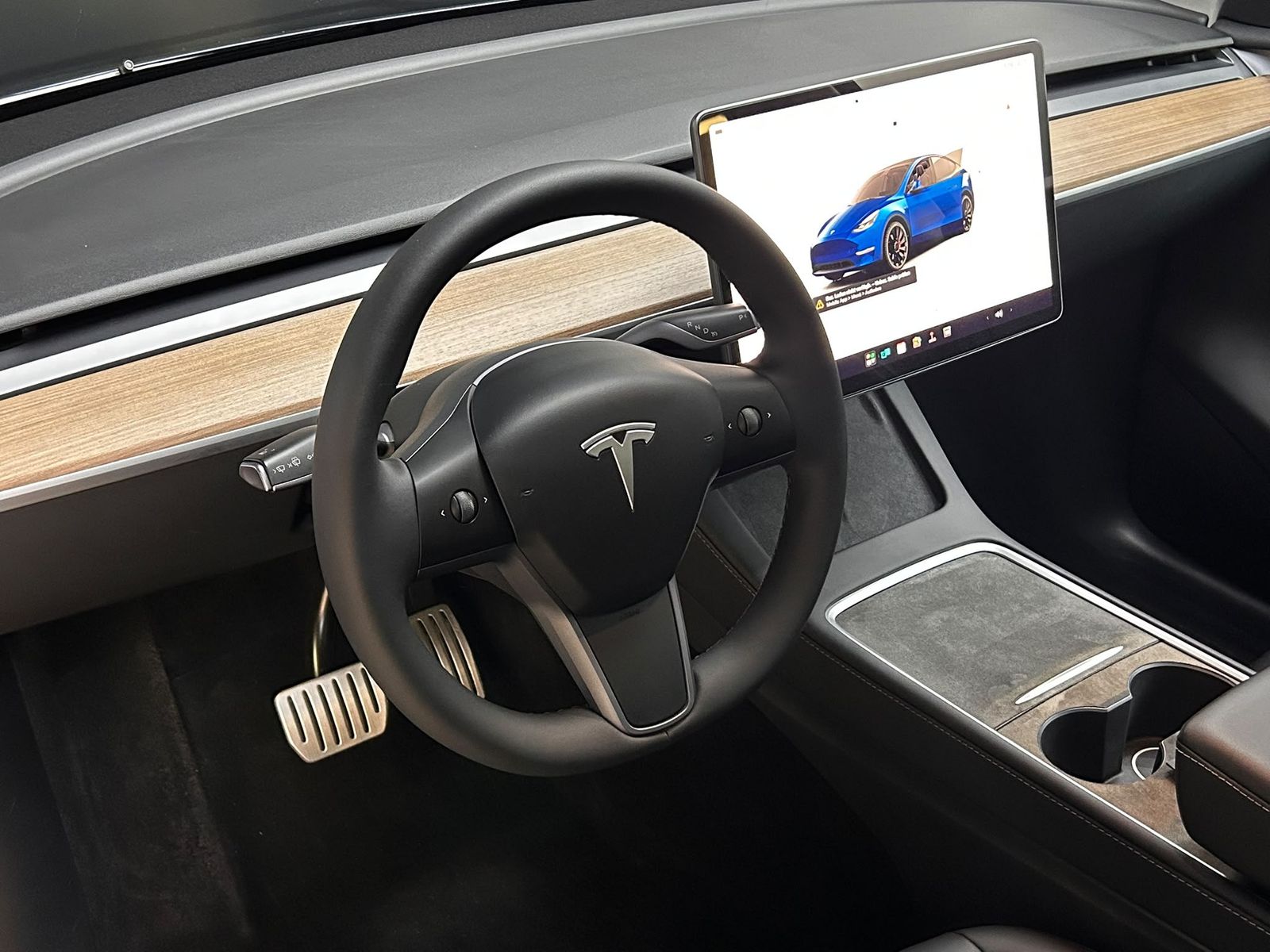 Fahrzeugabbildung Tesla Model Y Long Range Perform AWD PANO+LED+ACC+360+