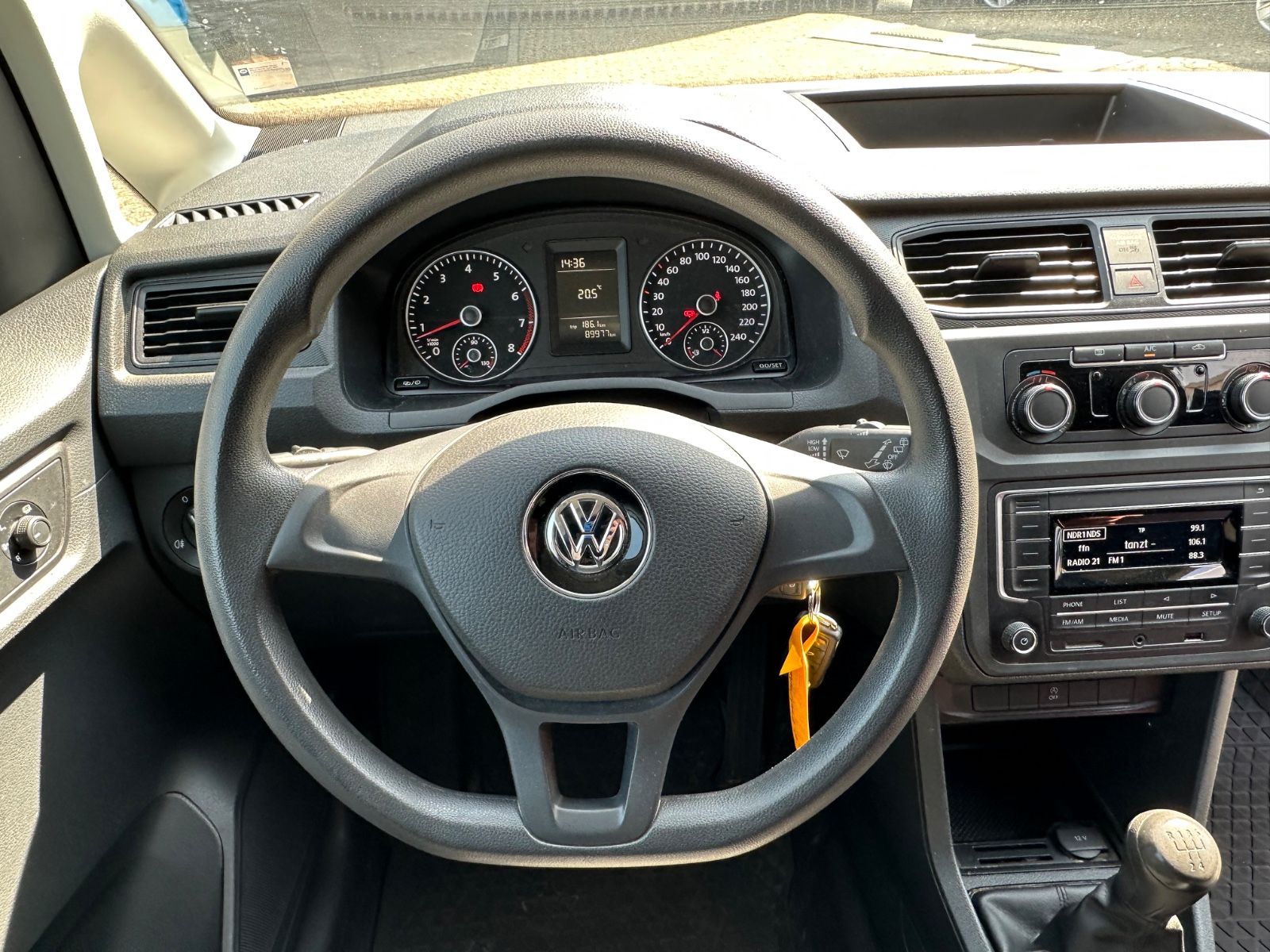 Fahrzeugabbildung Volkswagen Caddy 1.2 TSI Kasten Klima/GRA/BT/Heckklappe