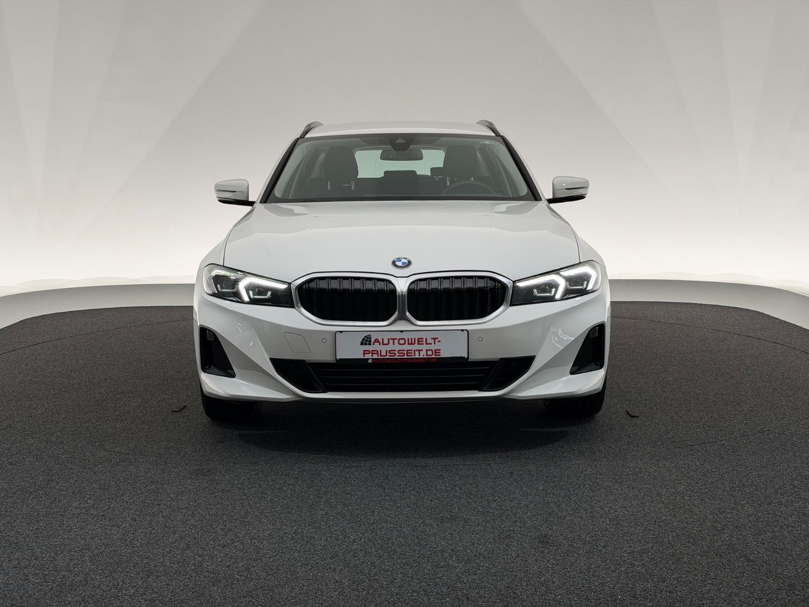 BMW 318i Touring*SHADOW*LED-R.KAM-SHZ-TEMPO-WIDESCRE foto 2