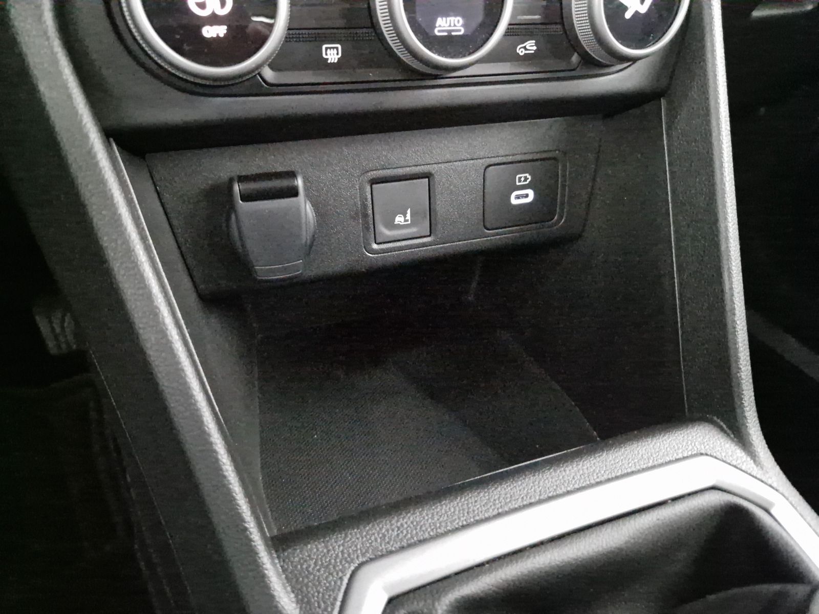DACIA Sandero Stepway ECO-G 100 Extreme+ Navi – Bild 19
