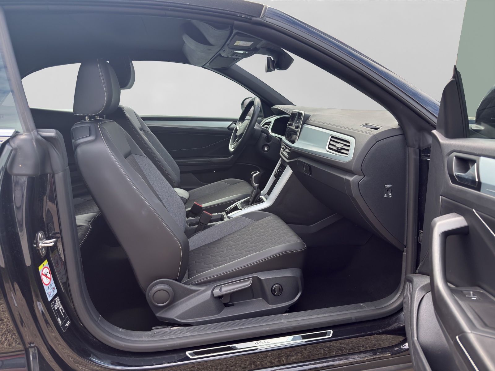 Volkswagen T-Roc - Bild 5