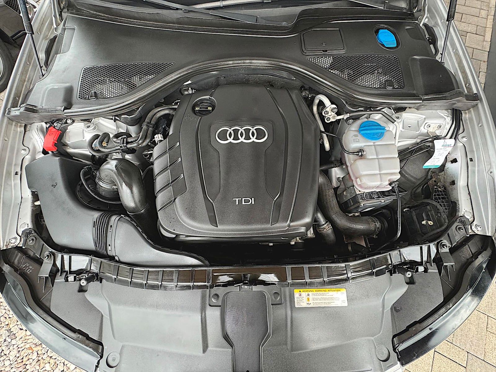 Fahrzeugabbildung Audi A6 Avant 2.0 TDI *Pano*Bi-Xenon*Kamera*Navi*