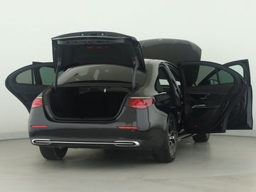 Mercedes E 220 - 9