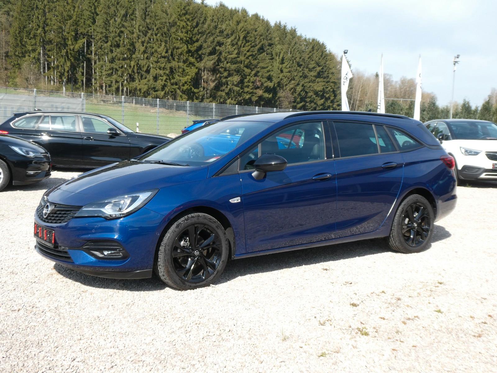 Opel Astra K ST Ultimate  AT Matrix Alcantara Leder