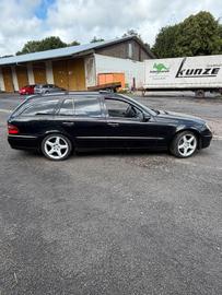 صورة 3 لـ 2007 Mercedes-BENZ E 280