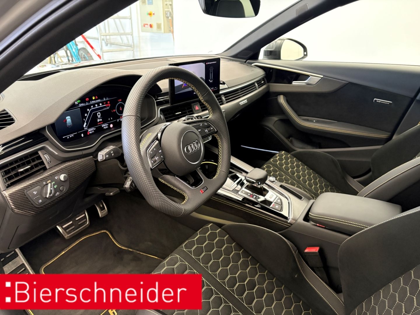 Audi RS4 - Bild 11