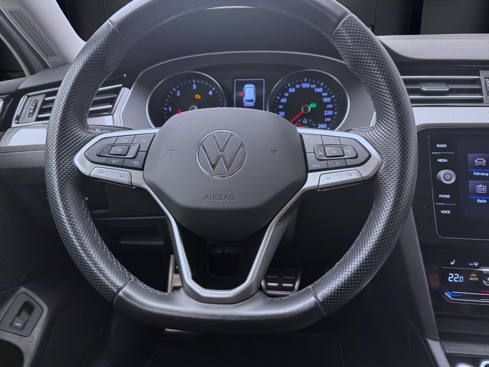 Volkswagen Passat Variant - Bild 13