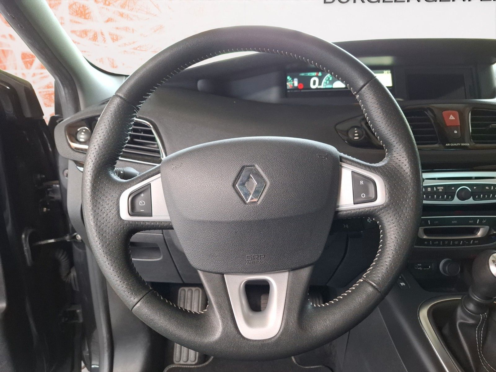 Fahrzeugabbildung Renault Scenic III BOSE Edition * 2. Hand * Navi * SZH *